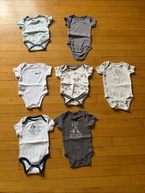 0-3 Months-Nike & Mixed Brand Baby Short Sleeve One-Piece Bodysuit Bundle-7 item